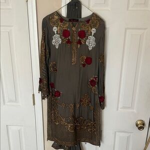 Embroidered Gray Women’s Dress with Red Floral Accents